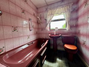 Photo 11- click for photo gallery